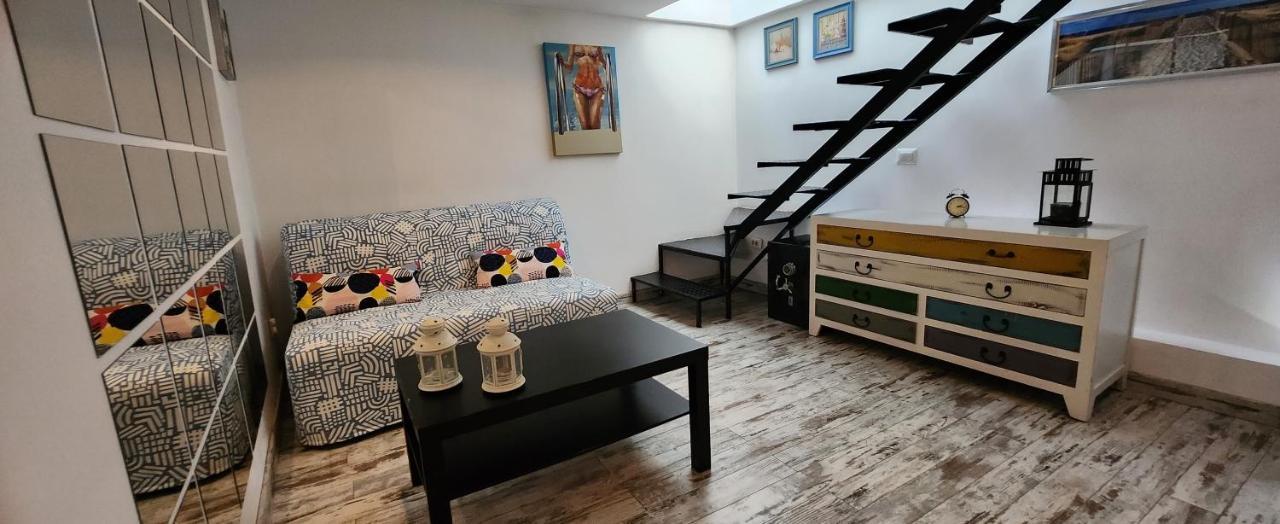Morii Lake Pool Villa บูคาเรสต์ ภายนอก รูปภาพ