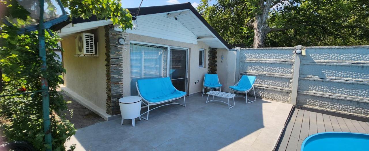 Morii Lake Pool Villa บูคาเรสต์ ภายนอก รูปภาพ